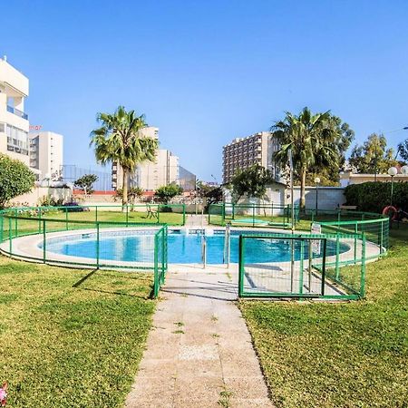Lovely Apartment In Torremolinos Views Of The Sea, Pool, Terrace, Sofa Bed And Fully Equipped Kitchen Bagian luar foto