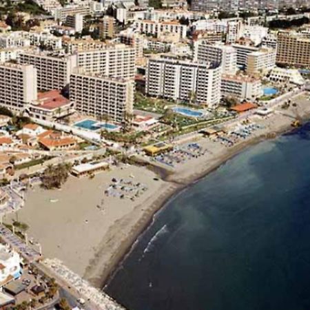 Lovely Apartment In Torremolinos Views Of The Sea, Pool, Terrace, Sofa Bed And Fully Equipped Kitchen Bagian luar foto